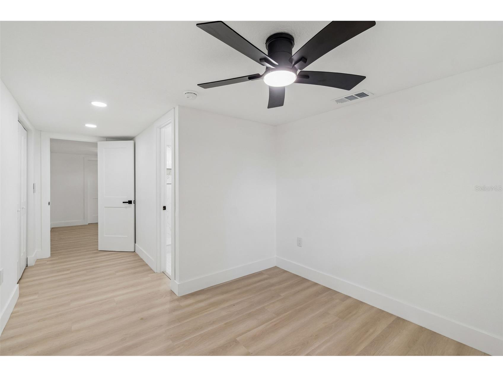 1509 15th Ave W Bradenton FL 34205 TB8527812 image31