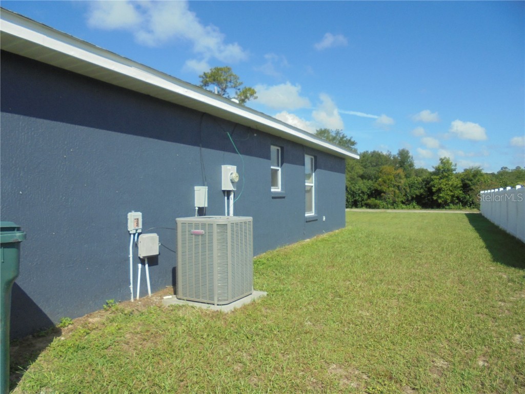 1509 NE 46th Road Ocala FL 34470 OM707907 image2