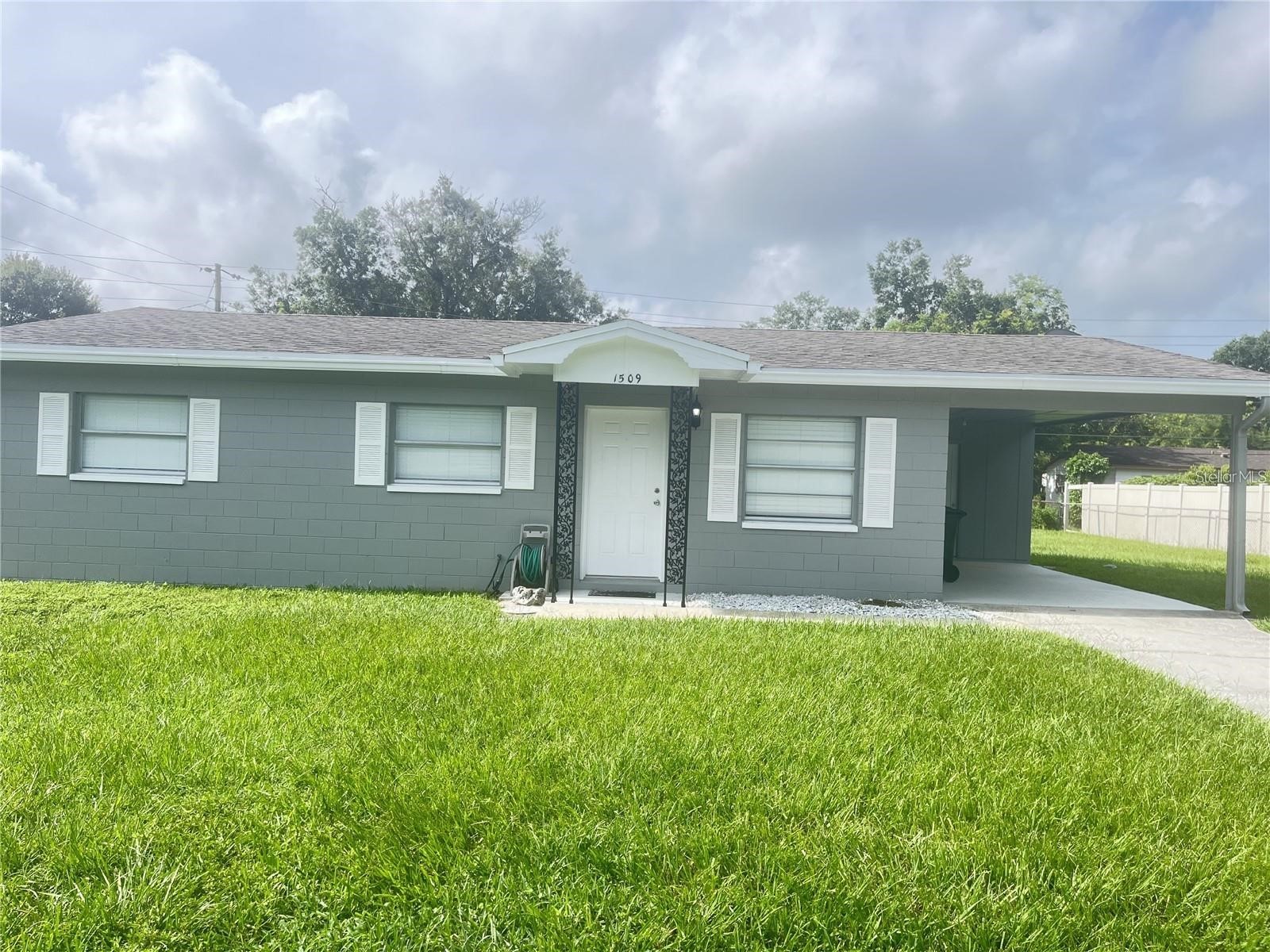 1509 Phyllis Street Lakeland FL 33803 L4962285 image1