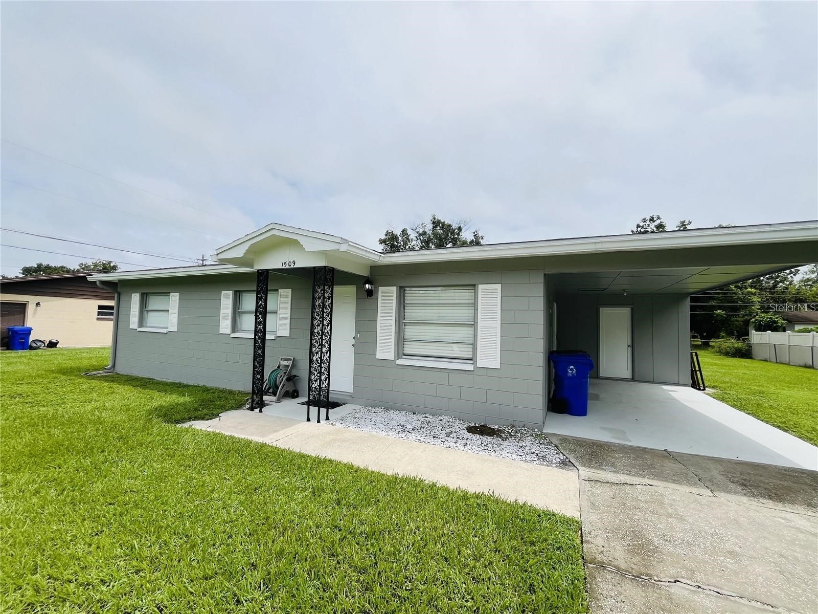 1509 Phyllis Street Lakeland FL 33803 L4962285 image2