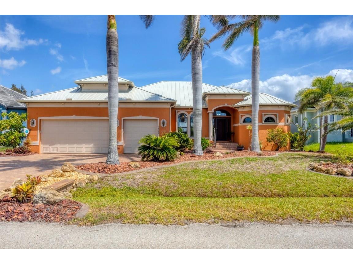 15092 Chinook Way Port Charlotte FL 33981 - LEIPZIG WATERWAY D6142161 image1