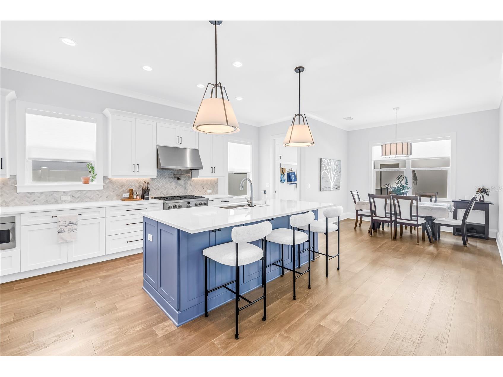 151 17th Avenue N Saint Petersburg FL 33704 TB8505601 image12