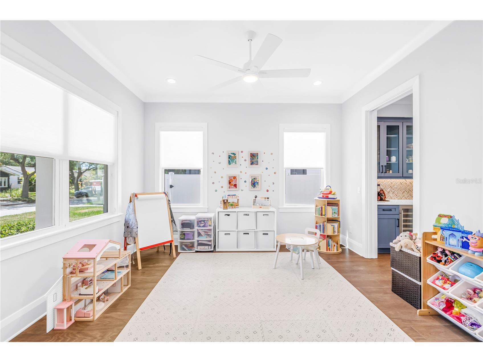 151 17th Avenue N Saint Petersburg FL 33704 TB8505601 image17