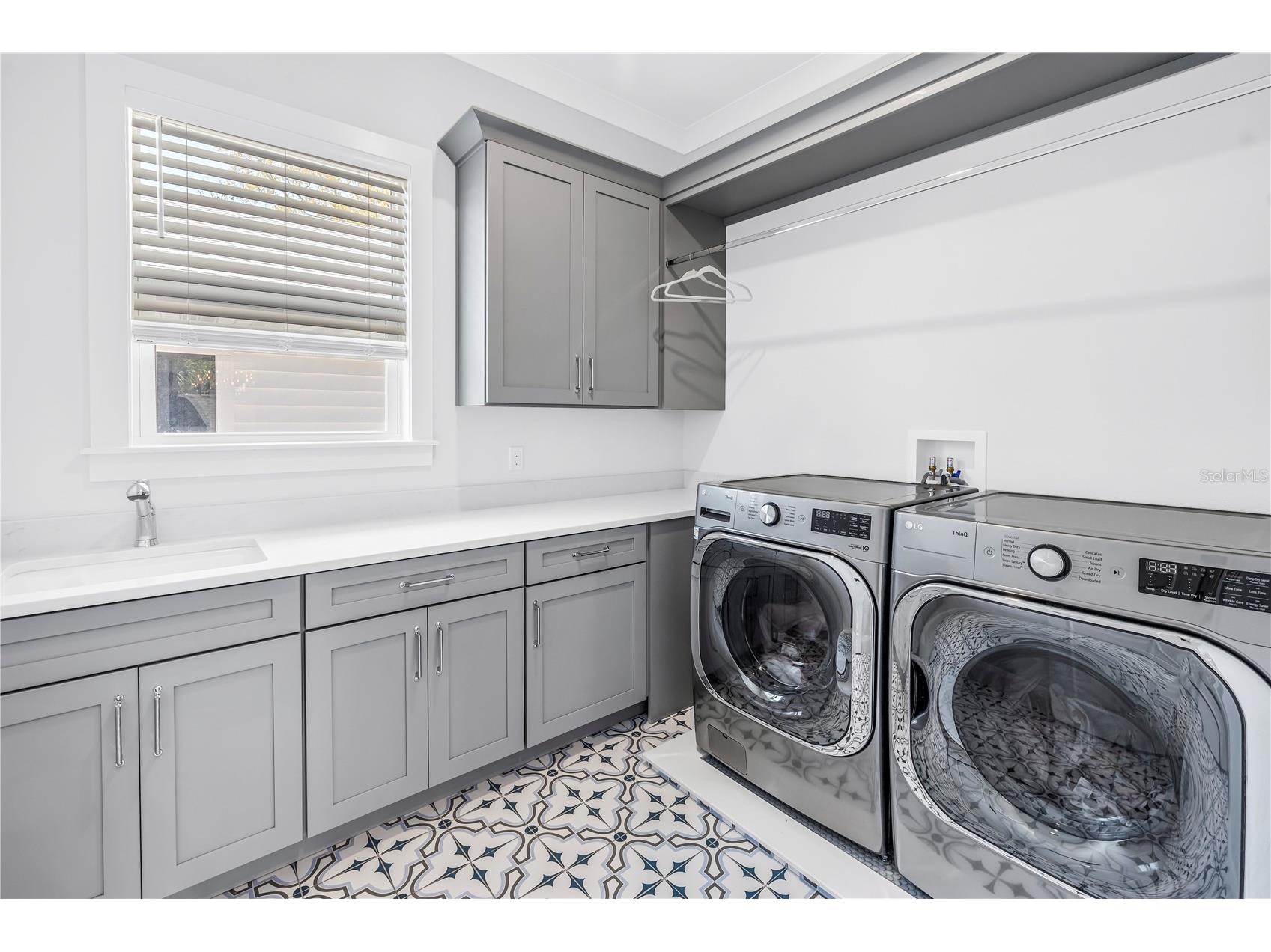 151 17th Avenue N Saint Petersburg FL 33704 TB8505601 image32