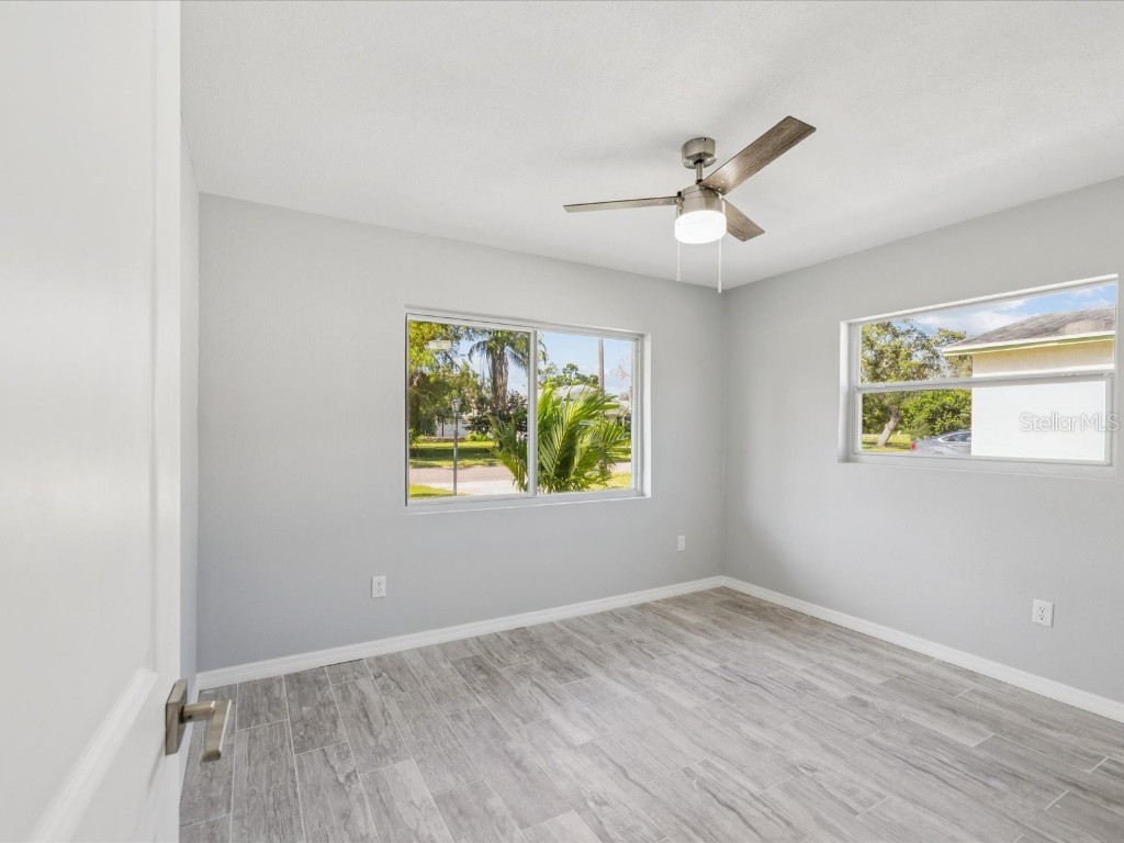 151 80th Avenue NE Saint Petersburg FL 33702 A4658958 image17