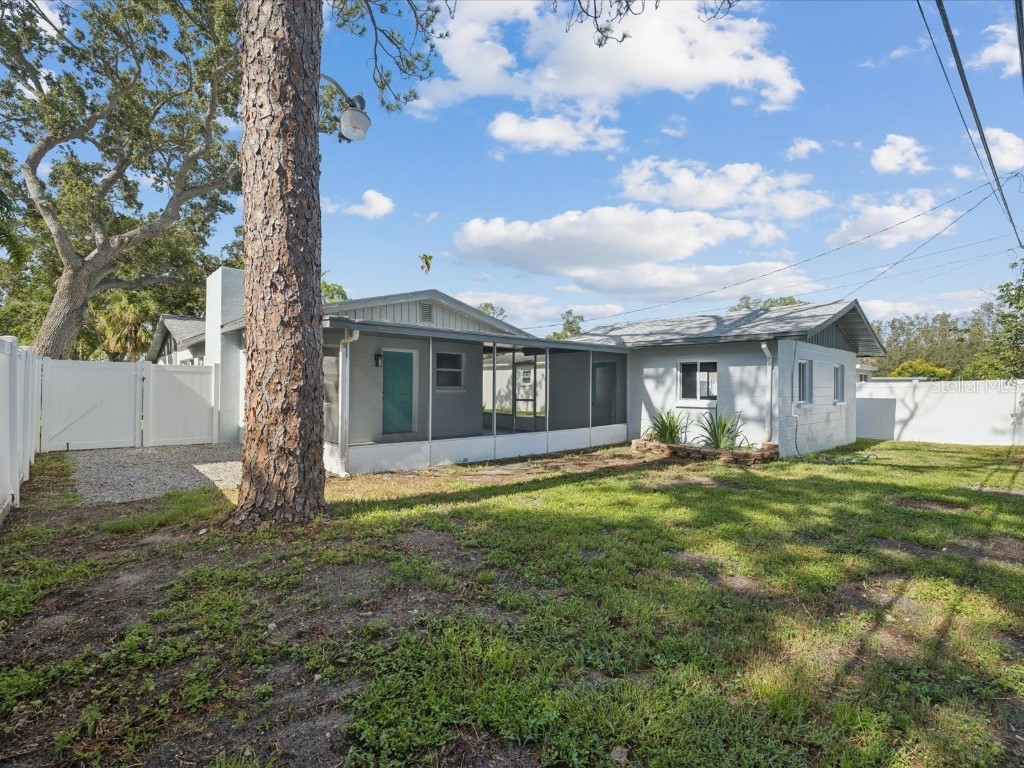 151 80th Avenue NE Saint Petersburg FL 33702 A4658958 image36