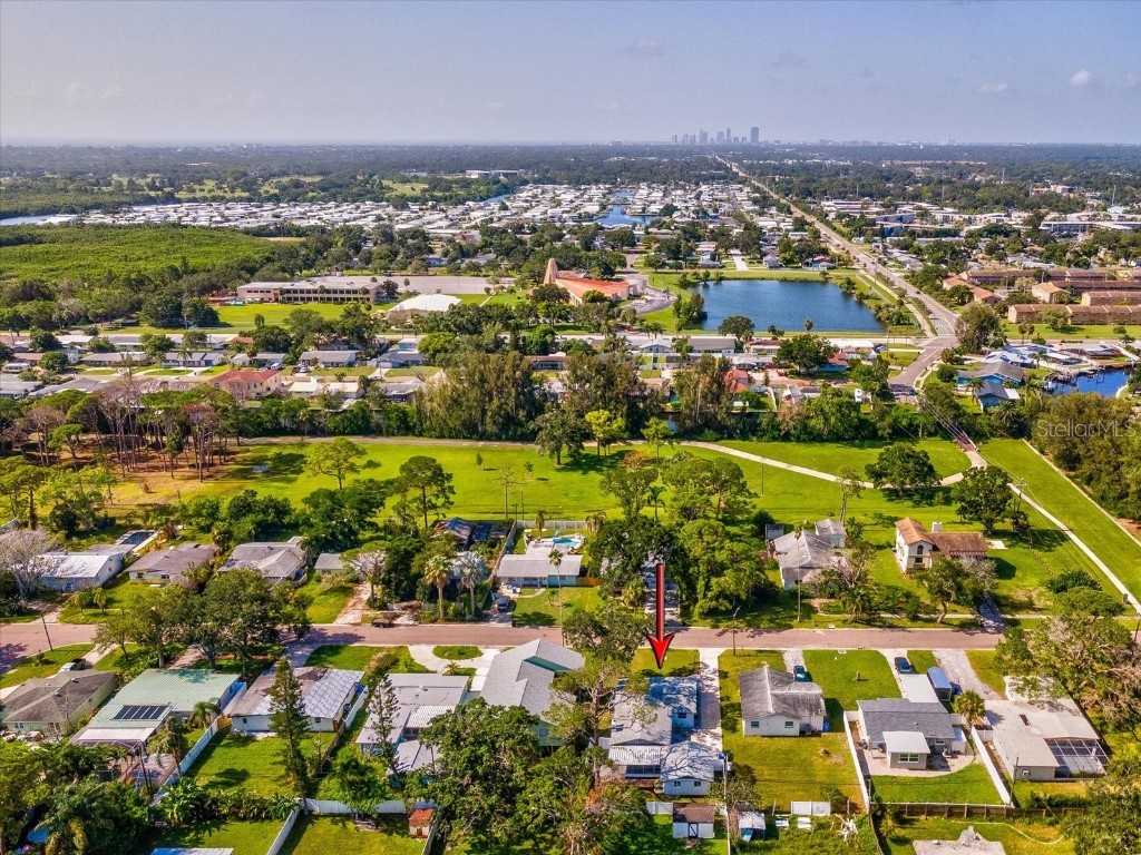 151 80th Avenue NE Saint Petersburg FL 33702 A4658958 image48