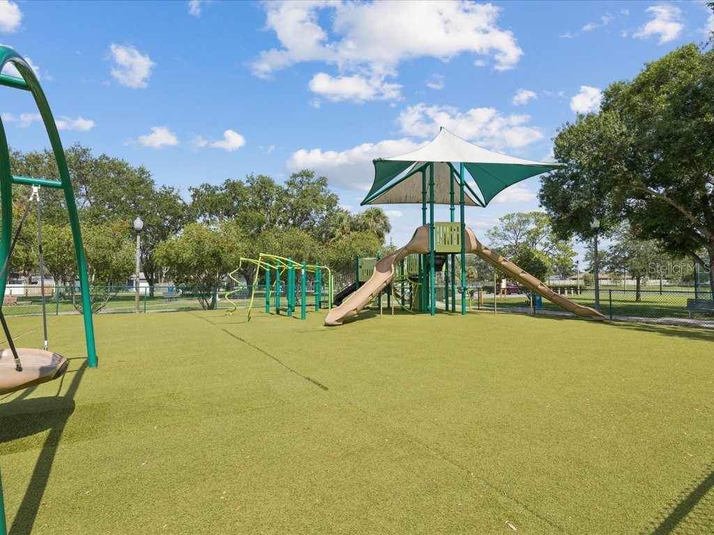 151 80th Avenue NE Saint Petersburg FL 33702 A4658958 image54