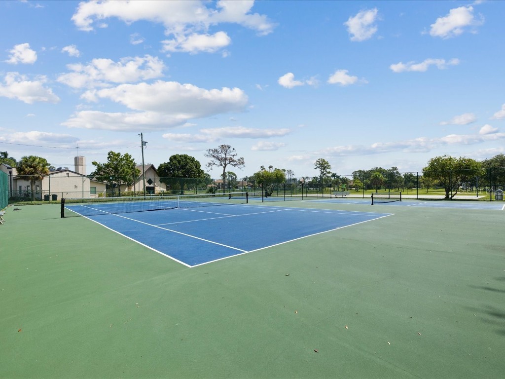 151 80th Avenue NE Saint Petersburg FL 33702 A4658958 image56