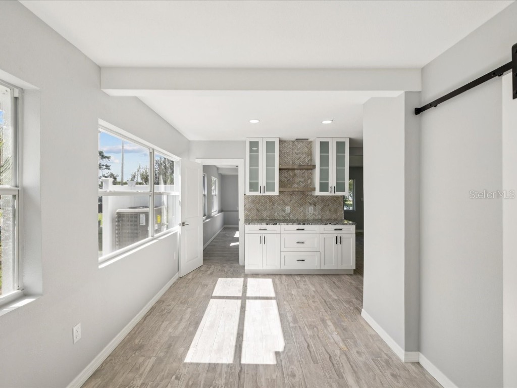 151 80th Avenue NE Saint Petersburg FL 33702 A4658958 image6