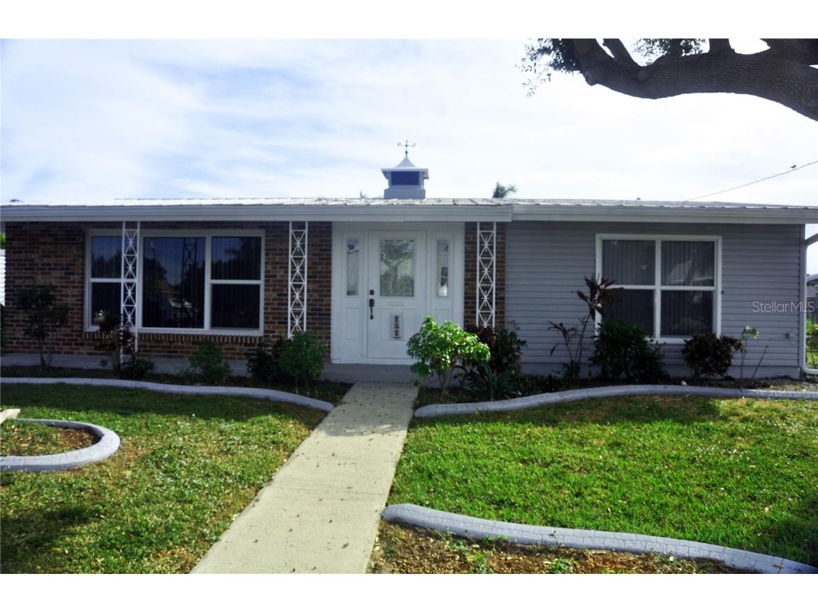 151 Buckeye Avenue NW Port Charlotte FL 33952 - CANAL A6 OFF SUNRISE WATERWAY C7479088 image1