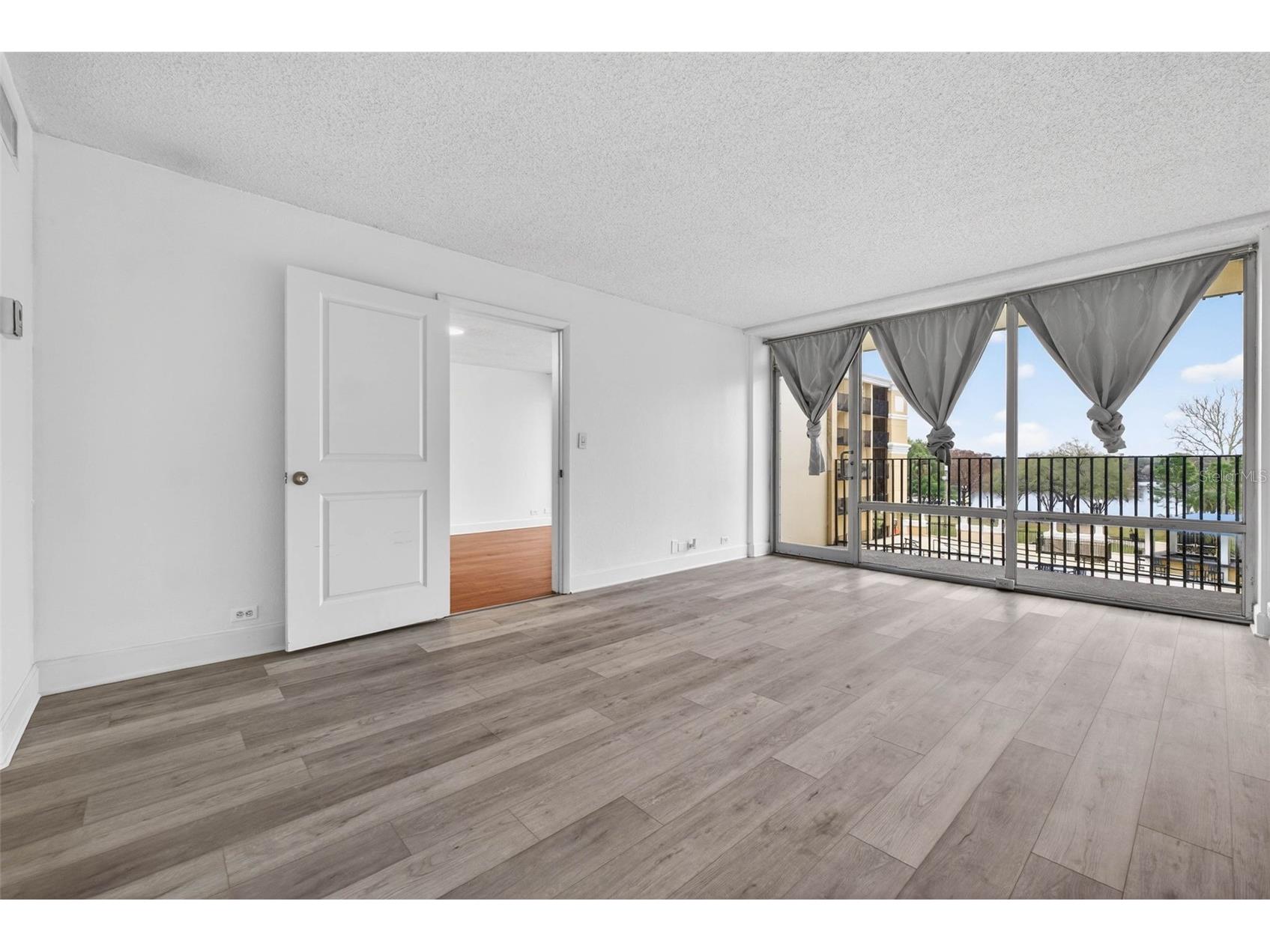 151 E Washington Street #408 Orlando FL 32801 - LAKE EOLA O6387622 image22