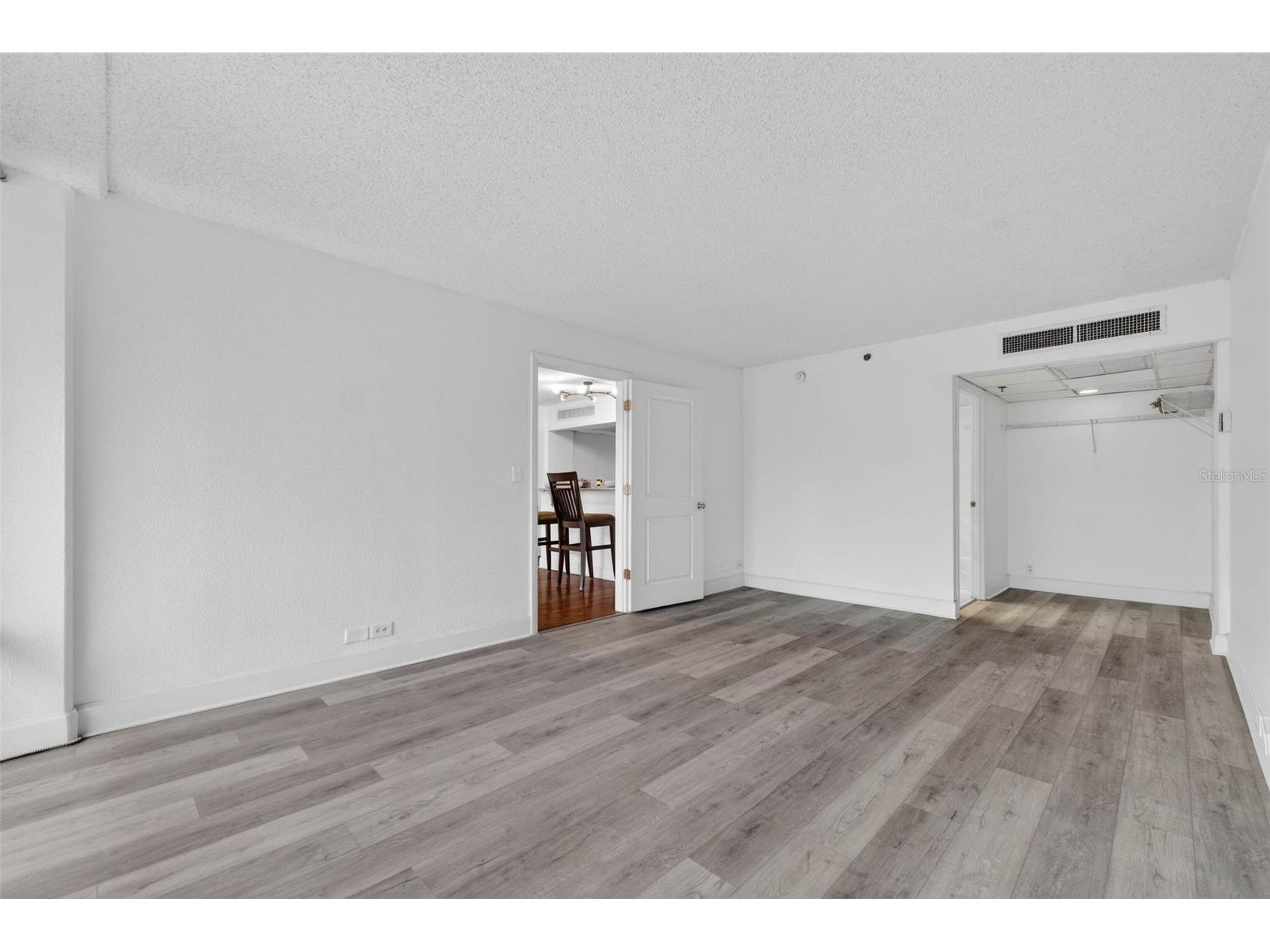 151 E Washington Street #408 Orlando FL 32801 - LAKE EOLA O6387622 image32