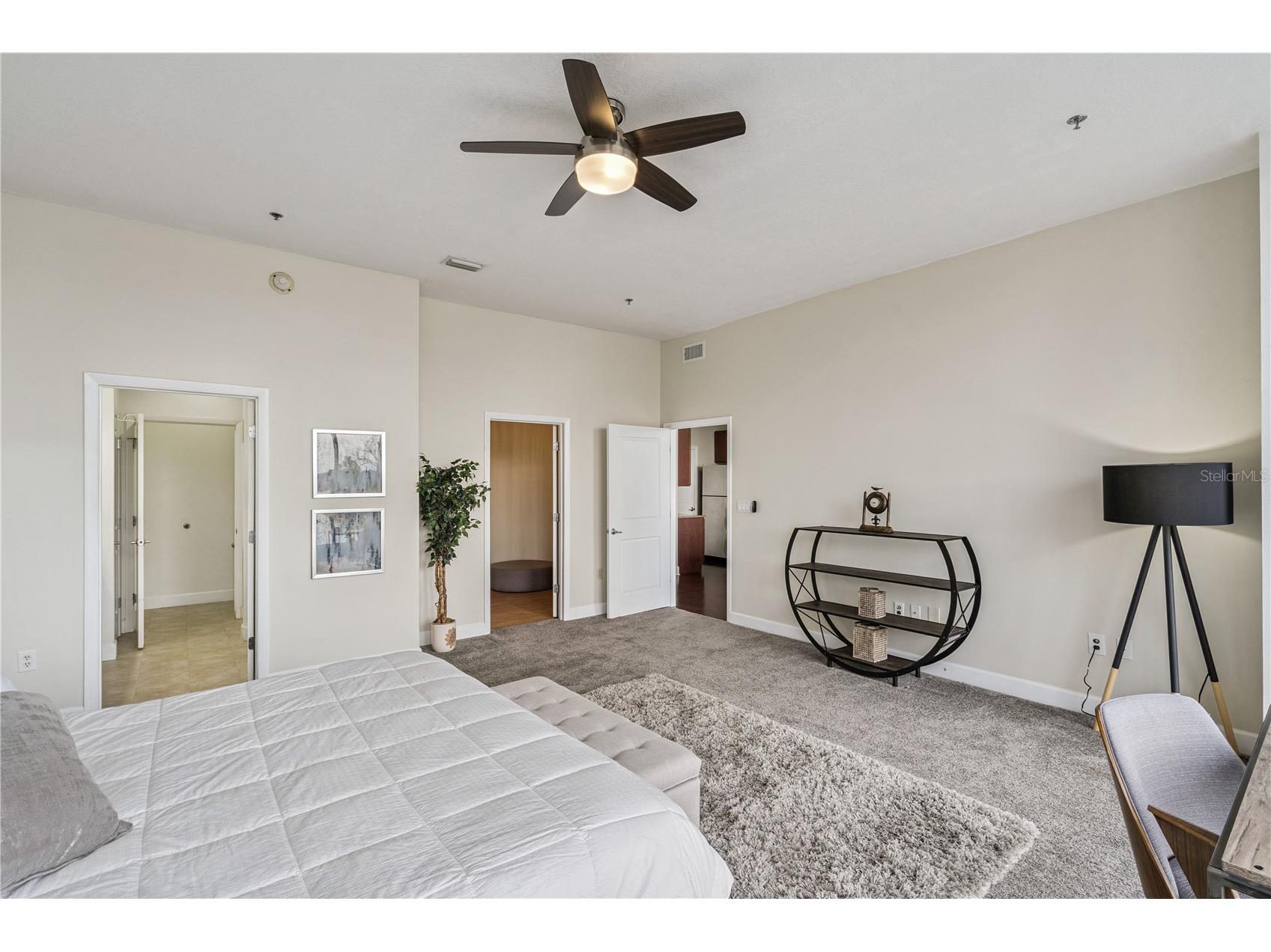 151 E Washington Street #PH3A Orlando FL 32801 - LAKE EOLA O6393443 image17