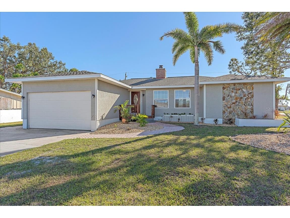 151 Easton Drive NW Port Charlotte FL 33952 A4557224 image1
