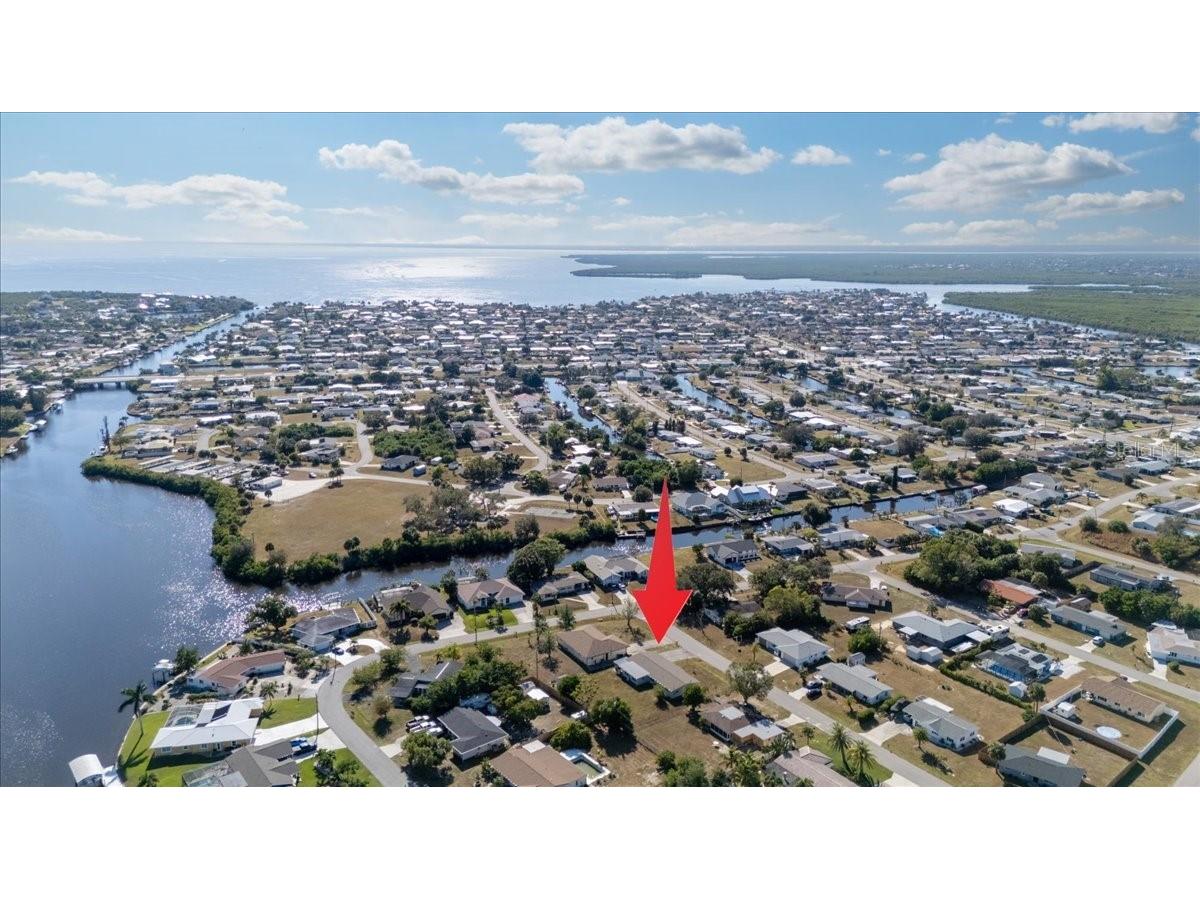 151 Emmett Avenue NE Port Charlotte FL 33952 C7517790 image2