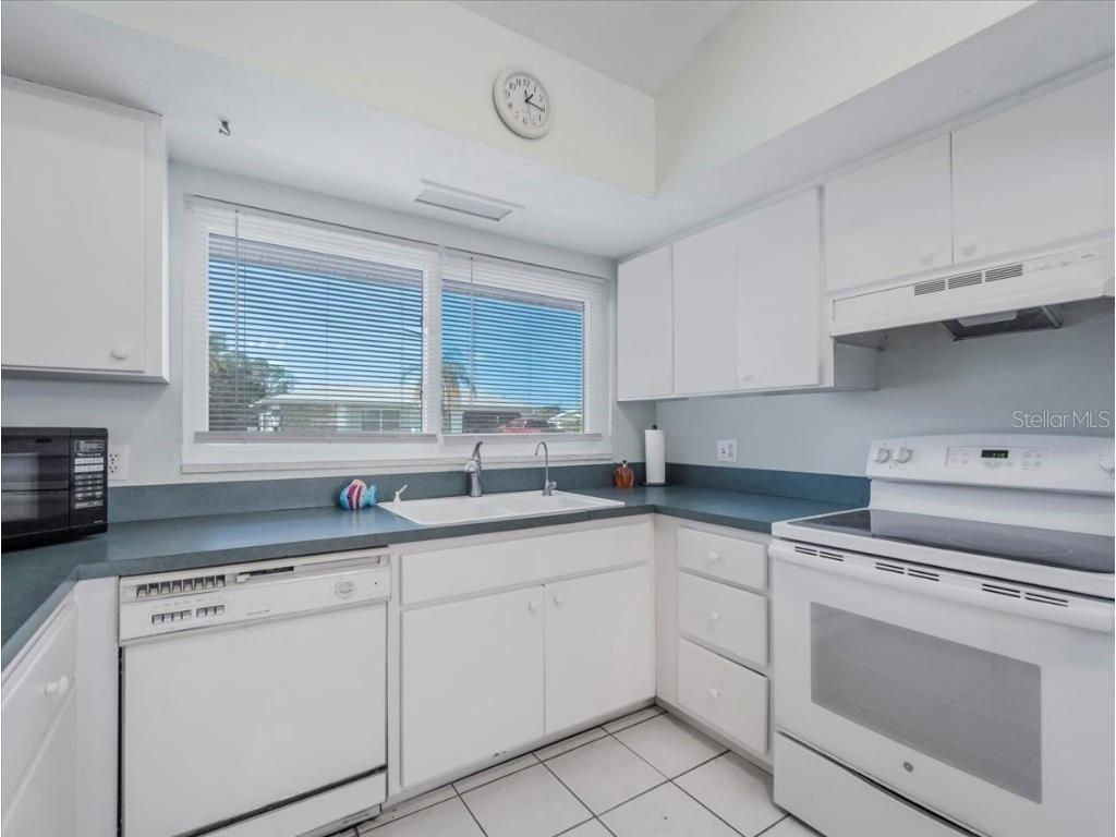 151 Emmett Avenue NE Port Charlotte FL 33952 C7517790 image20