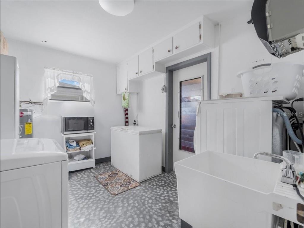 151 Emmett Avenue NE Port Charlotte FL 33952 C7517790 image35