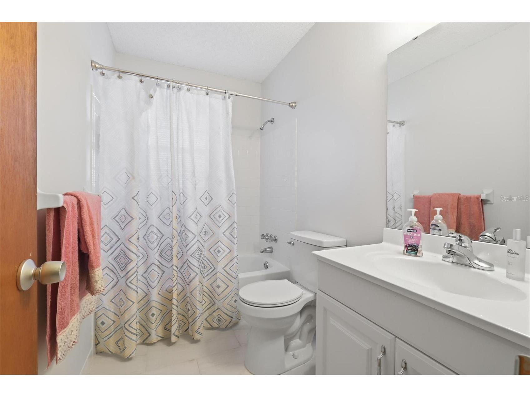 151 N Hill Avenue #100 Deland FL 32724 V4947522 image6