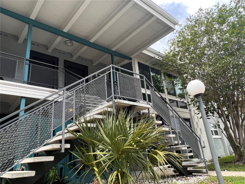 151 N Orlando Avenue #203 Winter Park FL 32789 O6120189 image1