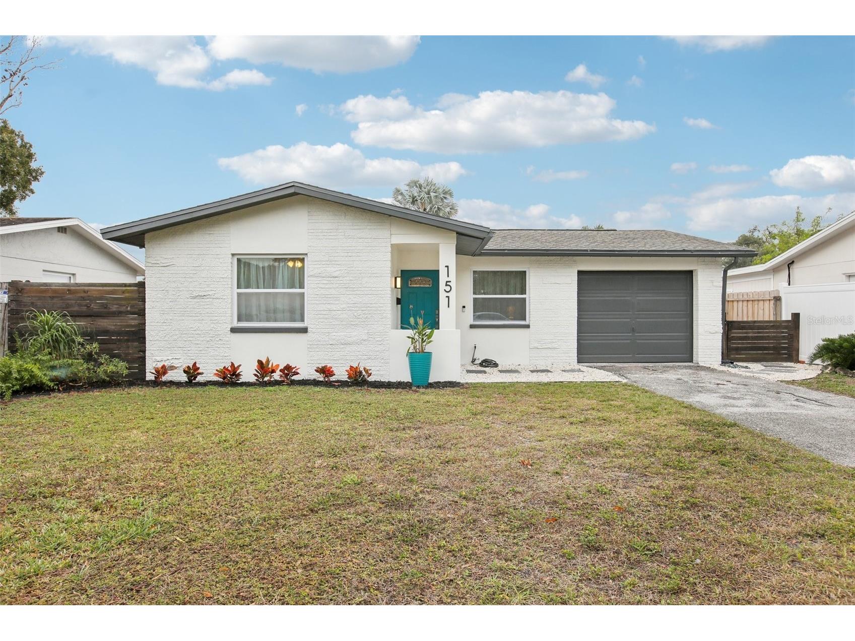 151 SE Monroe Circle N Saint Petersburg FL 33703 TB8465505 image1