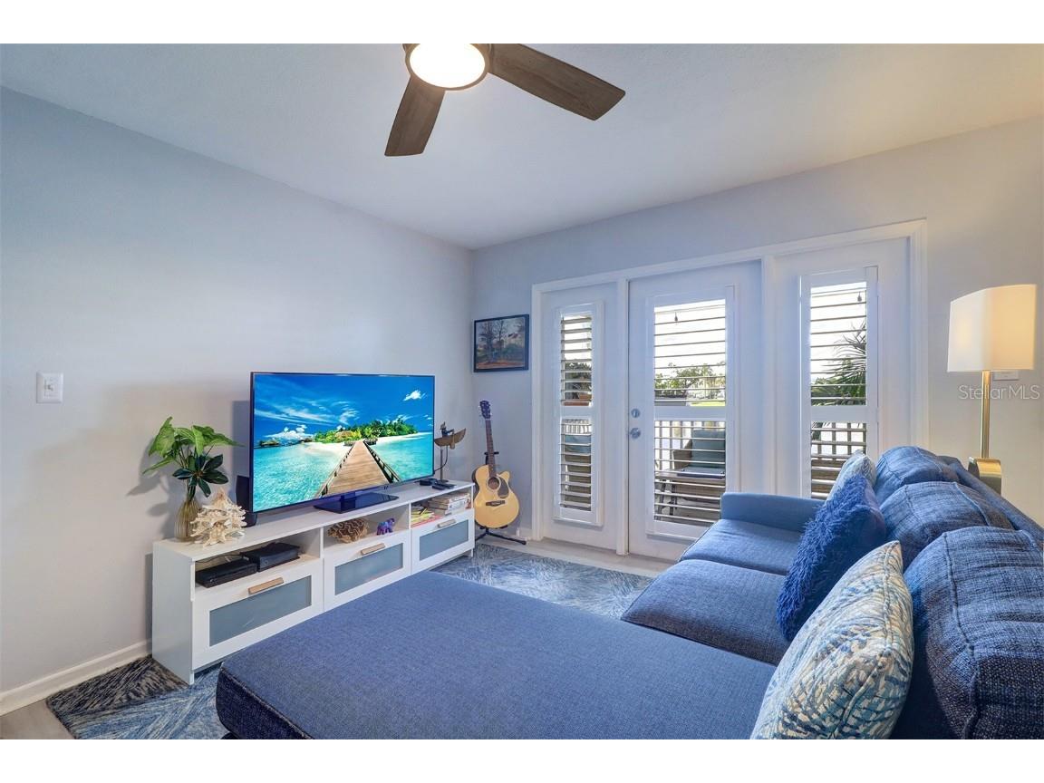 151 Sea Horse Drive SE #H Saint Petersburg FL 33705 - BIG BAYOU AND BIG BAYOU LAKE TB8425546 image8