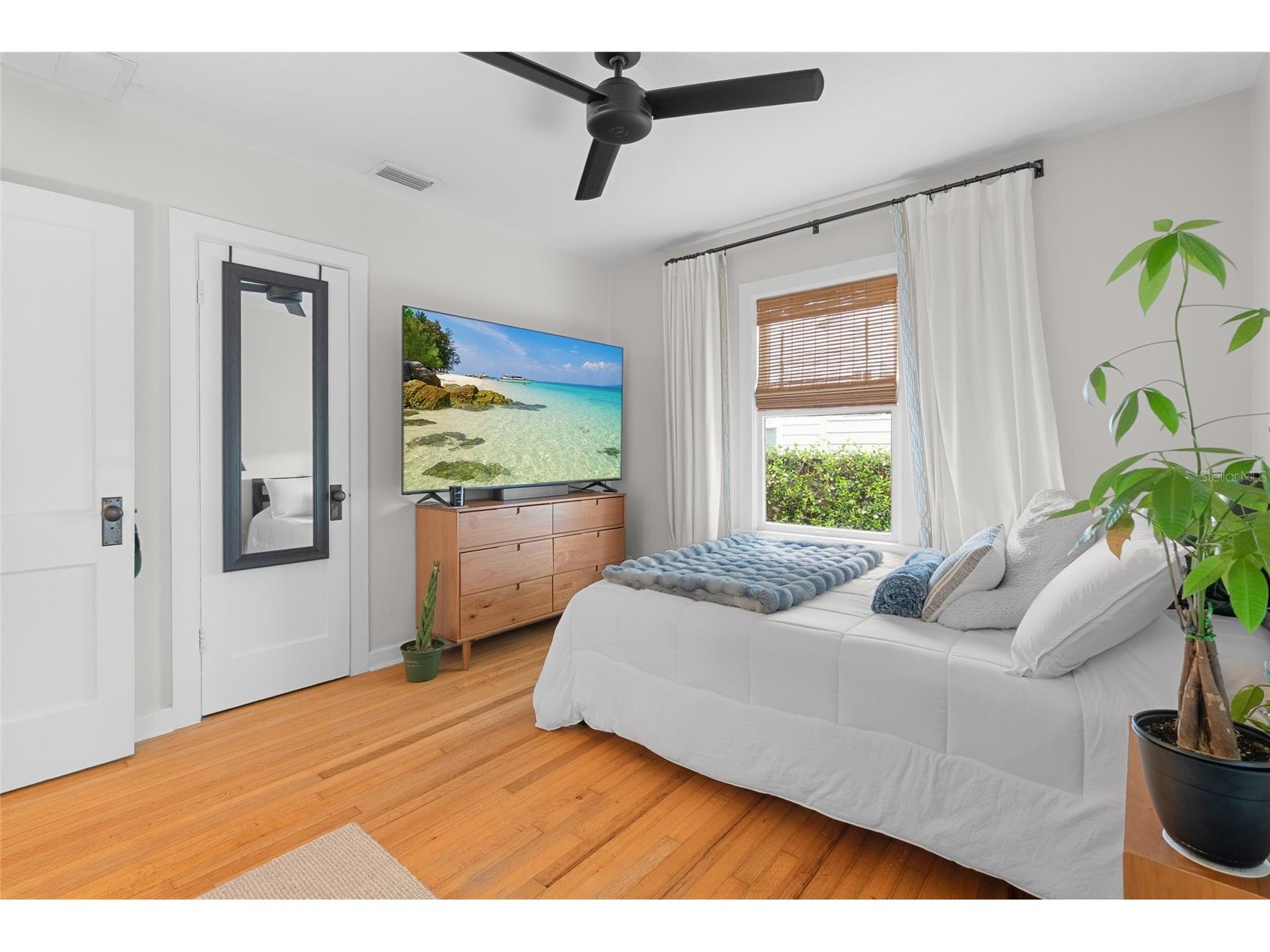 1510 14th Street N Saint Petersburg FL 33704 TB8508393 image24
