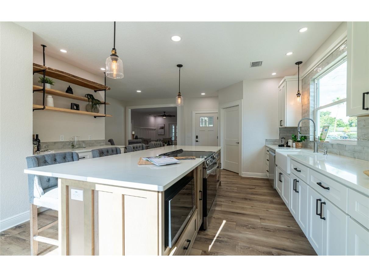 1510 49th Street N Saint Petersburg FL 33710 TB8362248 image12