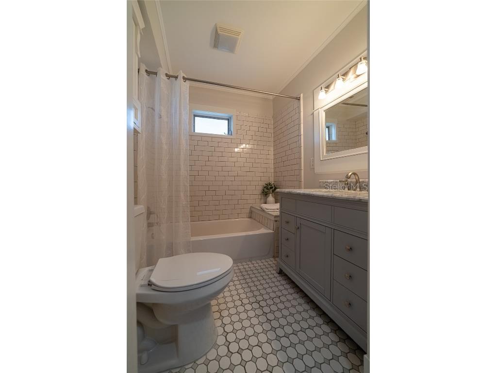 1510 49th Street N Saint Petersburg FL 33710 TB8362248 image23