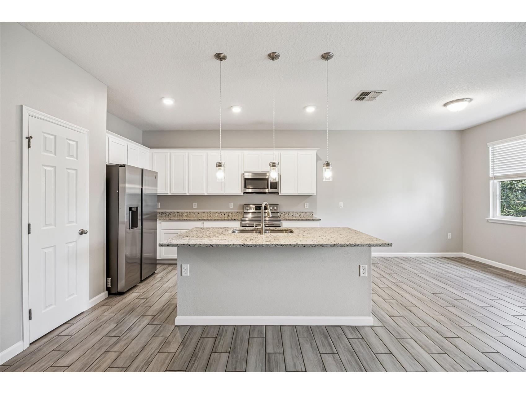 1510 Central Parkway Deland FL 32724 O6347940 image10