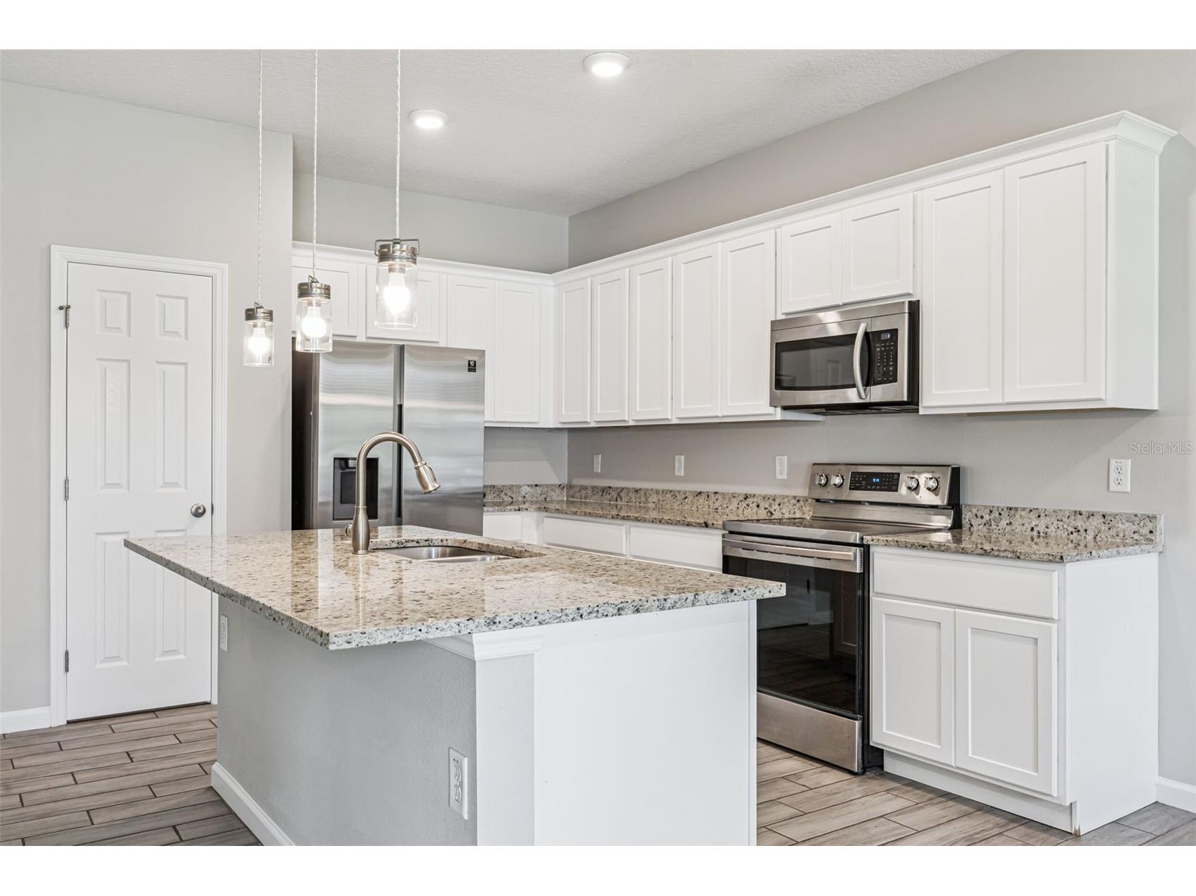 1510 Central Parkway Deland FL 32724 O6347940 image14