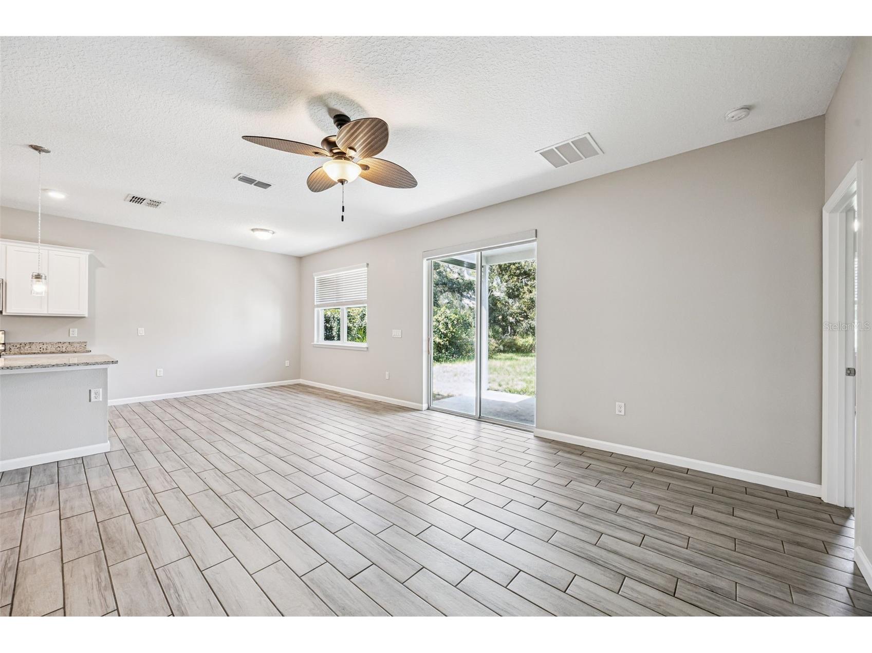 1510 Central Parkway Deland FL 32724 O6347940 image16