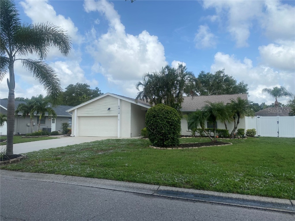 1510 Georgetowne Lane Sarasota FL 34232 A4576114 image1