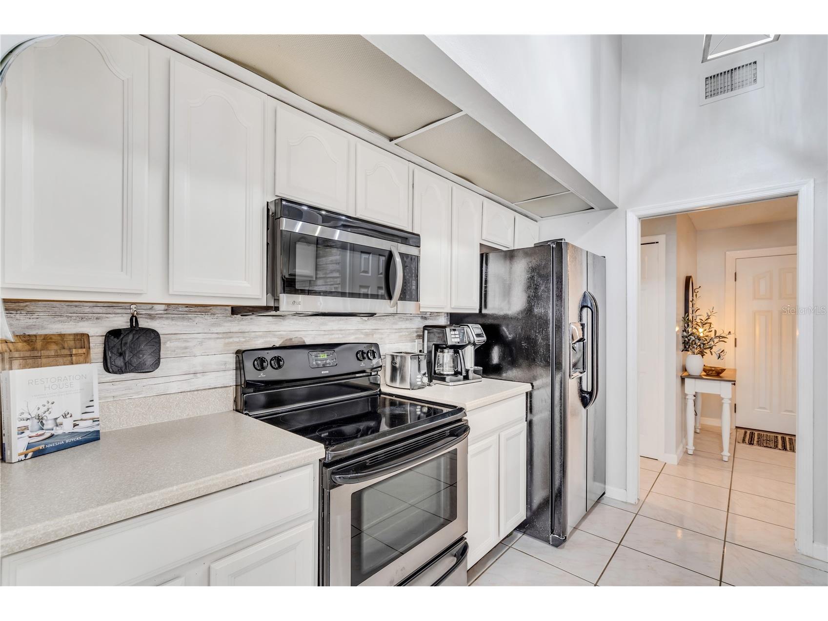 1510 Georgetowne Lane Sarasota FL 34232 A4684505 image11