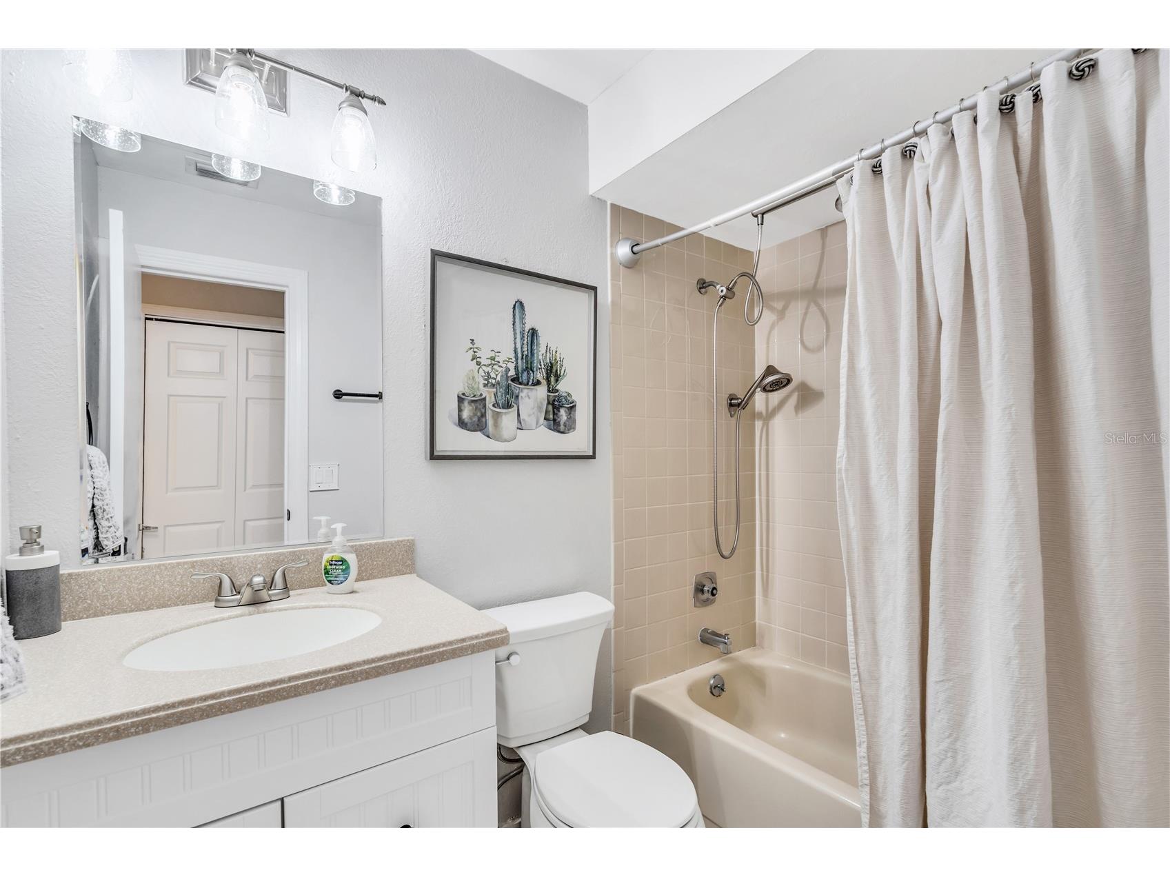 1510 Georgetowne Lane Sarasota FL 34232 A4684505 image21