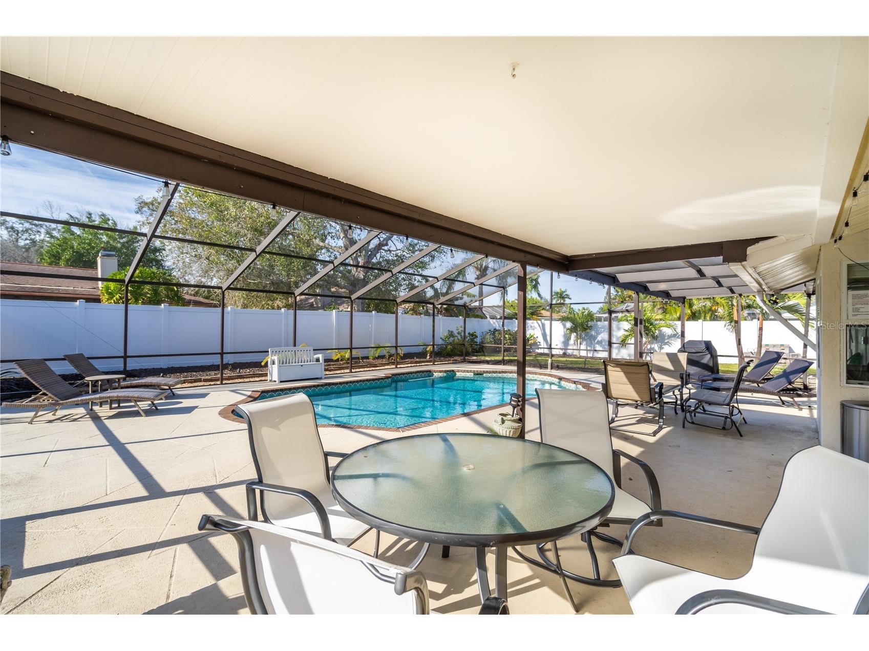 1510 Georgetowne Lane Sarasota FL 34232 A4684505 image24