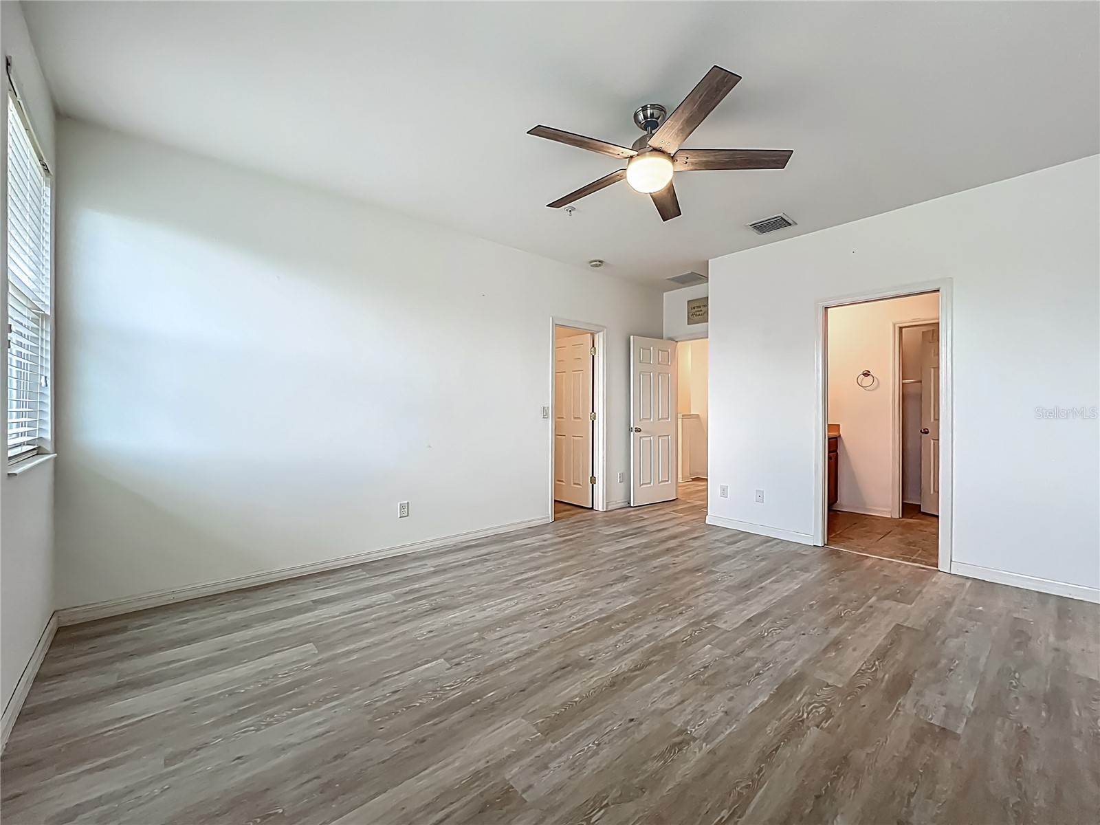 1510 Grantham Drive Sarasota FL 34234 A4657762 image18