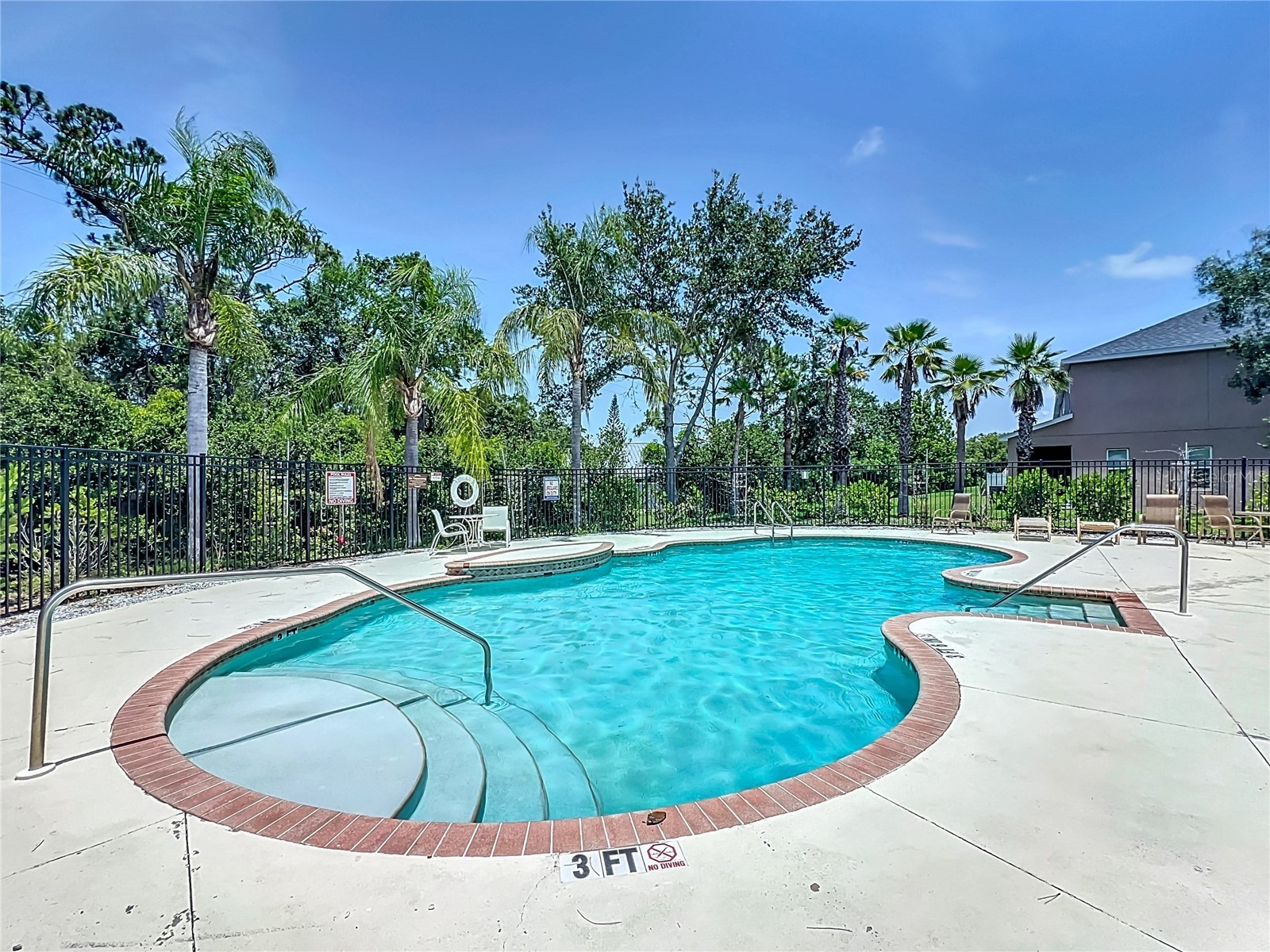 1510 Grantham Drive Sarasota FL 34234 A4657762 image4