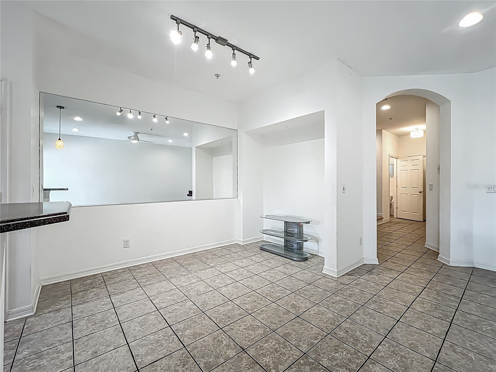 1510 Grantham Drive Sarasota FL 34234 A4657762 image8