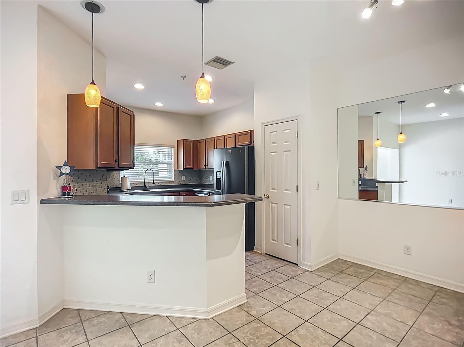 1510 Grantham Drive Sarasota FL 34234 A4657762 image9