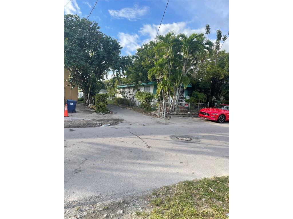 1510 NW 70th Street Miami FL 33147 TB8444744 image13