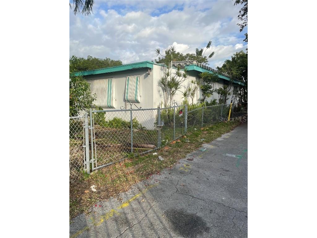 1510 NW 70th Street Miami FL 33147 TB8444744 image5