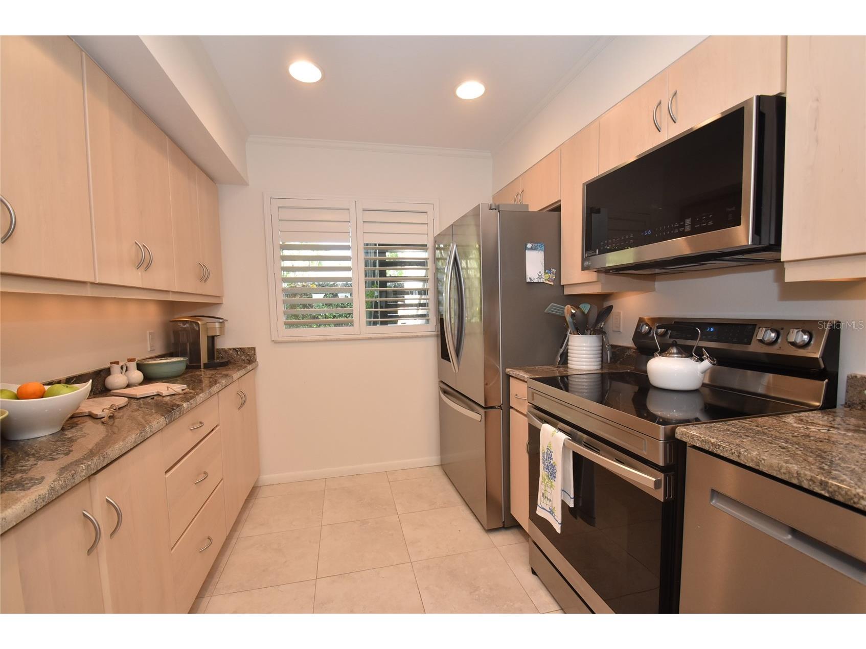 1510 Pelican Point Dr #BA168 Sarasota FL 34231 A4686469 image2