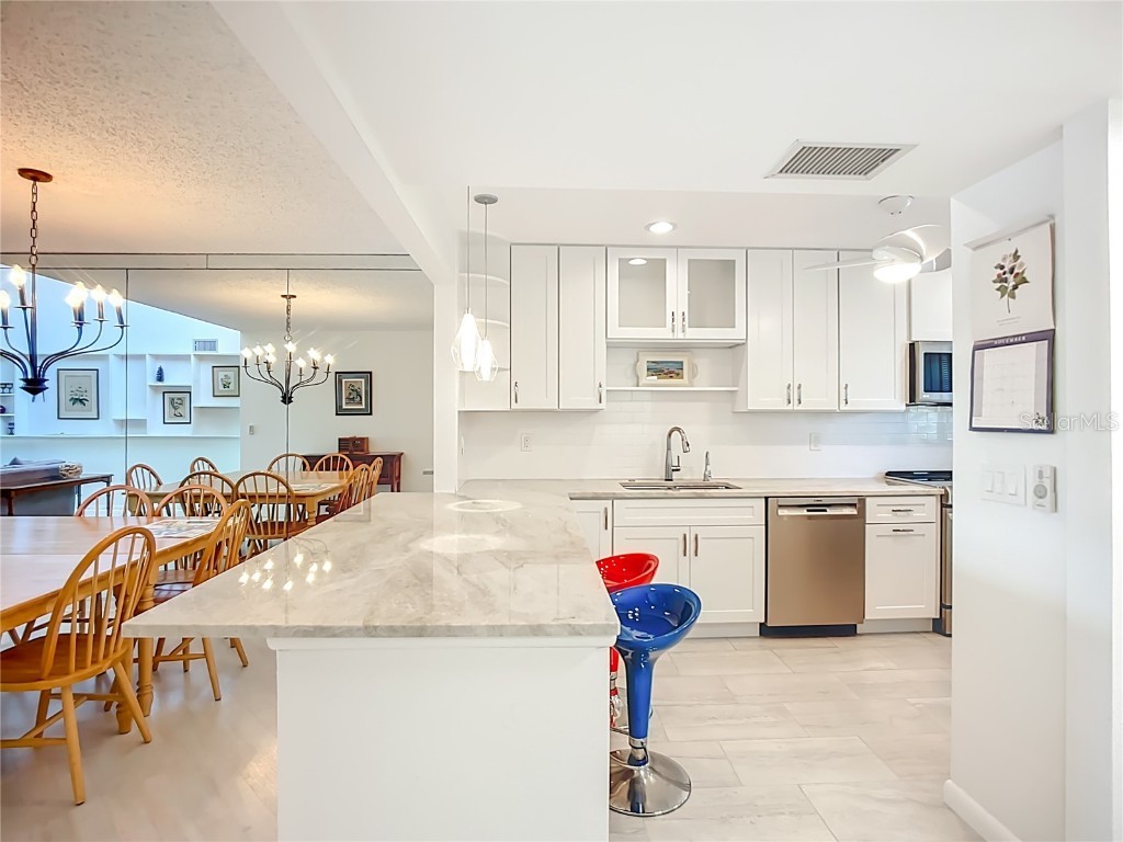 1510 Pelican Point Drive #BA269 Sarasota FL 34231 A4673756 image10