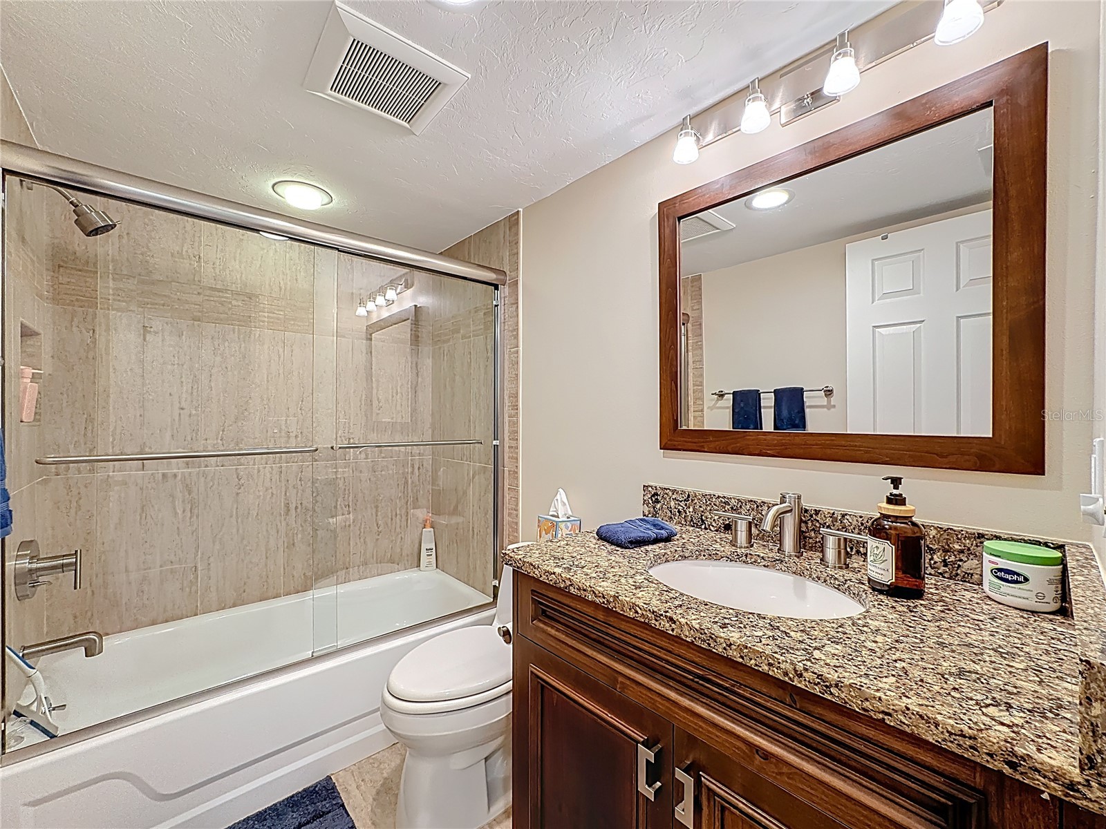 1510 Pelican Point Drive #BA270 Sarasota FL 34231 A4684690 image37