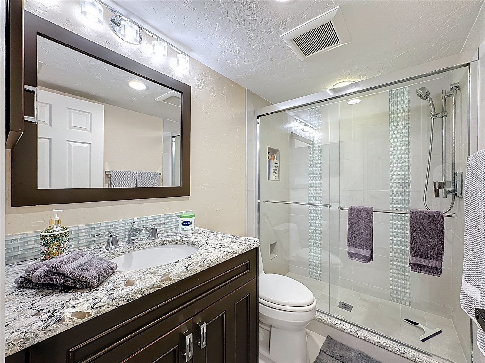 1510 Pelican Point Drive #BA270 Sarasota FL 34231 A4684690 image41
