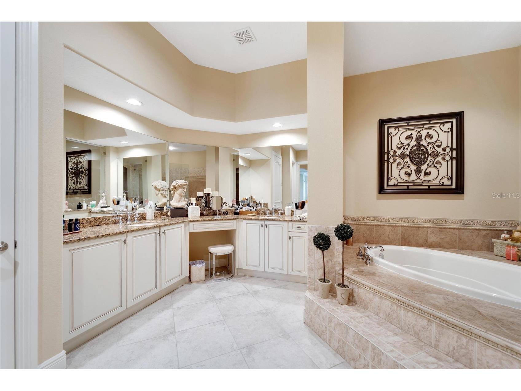 15101 Kestrelglen Way Lithia FL 33547 TB8474597 image42