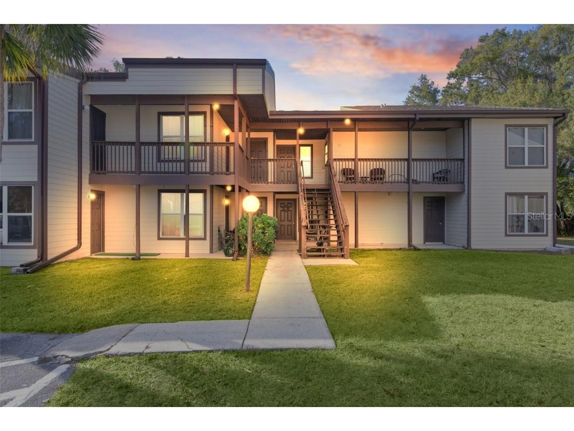 15104 Sandalwood Drive #104 Wildwood FL 34785 G5105742 image1