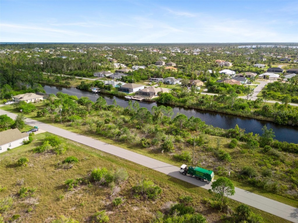 15109 Amsterdam Avenue Port Charlotte FL 33981 - ALDAMA WATERWAY D6133880 image7