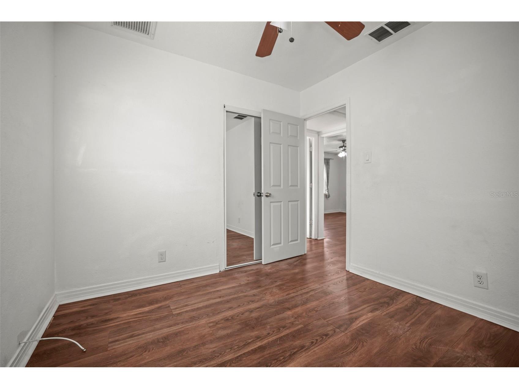 1511 35th Avenue N Saint Petersburg FL 33704 TB8512150 image17